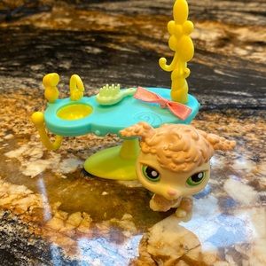 Littlest Pet Shop poodle